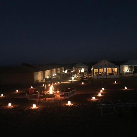 Riad Caravasar เมอร์ซูกา ภายนอก รูปภาพ