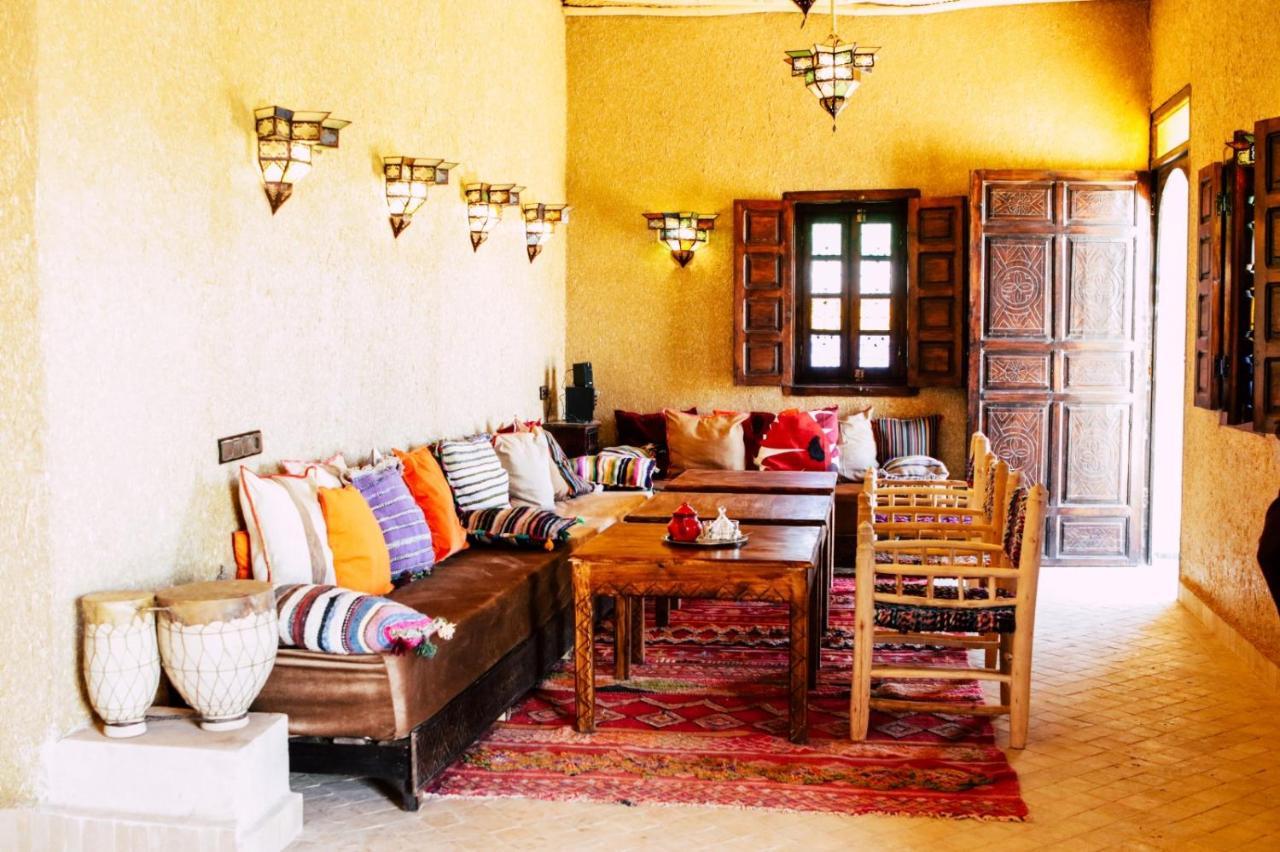 Riad Caravasar เมอร์ซูกา ภายนอก รูปภาพ